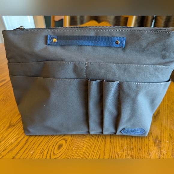 Mikinona Daily Storage Bag, Travel Make Up Bag, Cosmetic Bag, Travel Bag - Picture 7 of 14